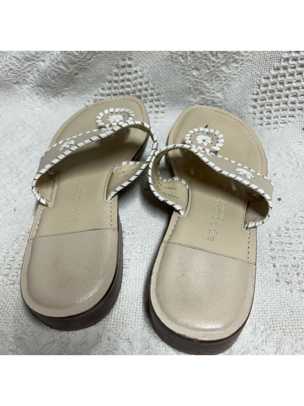 Apostrophe Jaclyn Women’s White Tan Floral Size 7 Flat Sandals - Picture 2 of 4